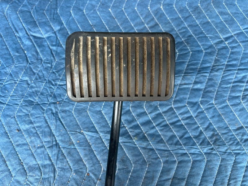 1986-1993 Volvo 240 244 245 Brake Pedal Lever Assembly w/ Switch OEM #4121EM