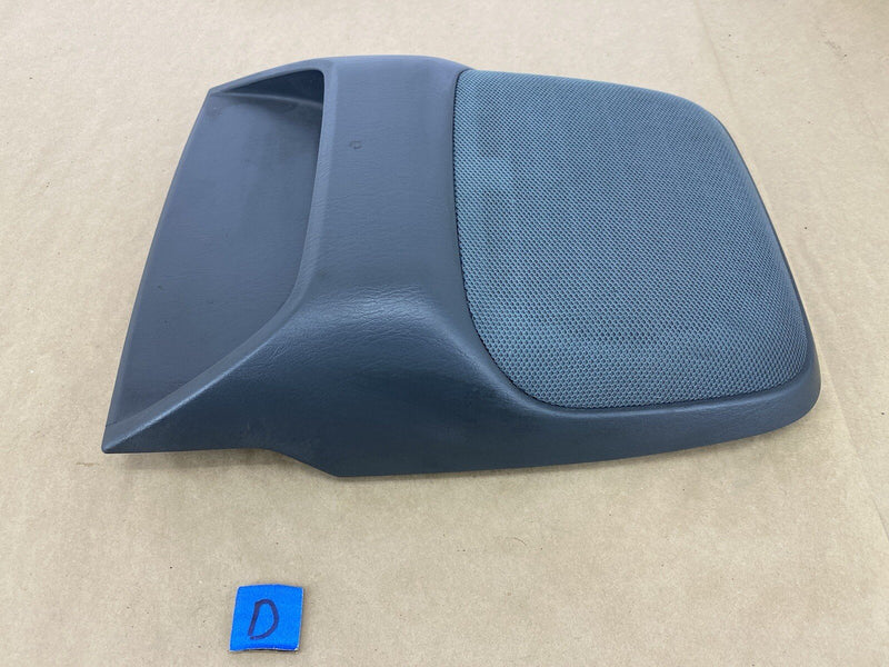 1997-2001 Lexus ES300 Gray Rear 3rd Third Brake Light & Speaker Cover OEM #2362E