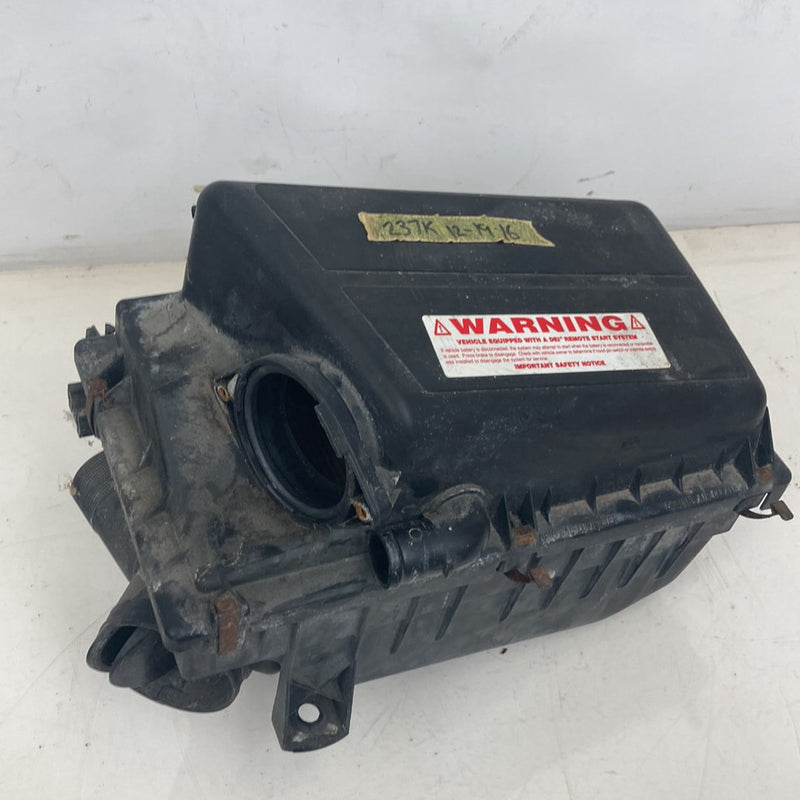 1998-2000 Volvo V70 Air Filter Housing Box 9434297 OEM #5184M