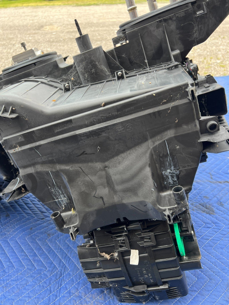 2011-2013 BMW X5 X5M E70 HVAC AC Air Box Heater Core Climate Blower OEM #2041EM