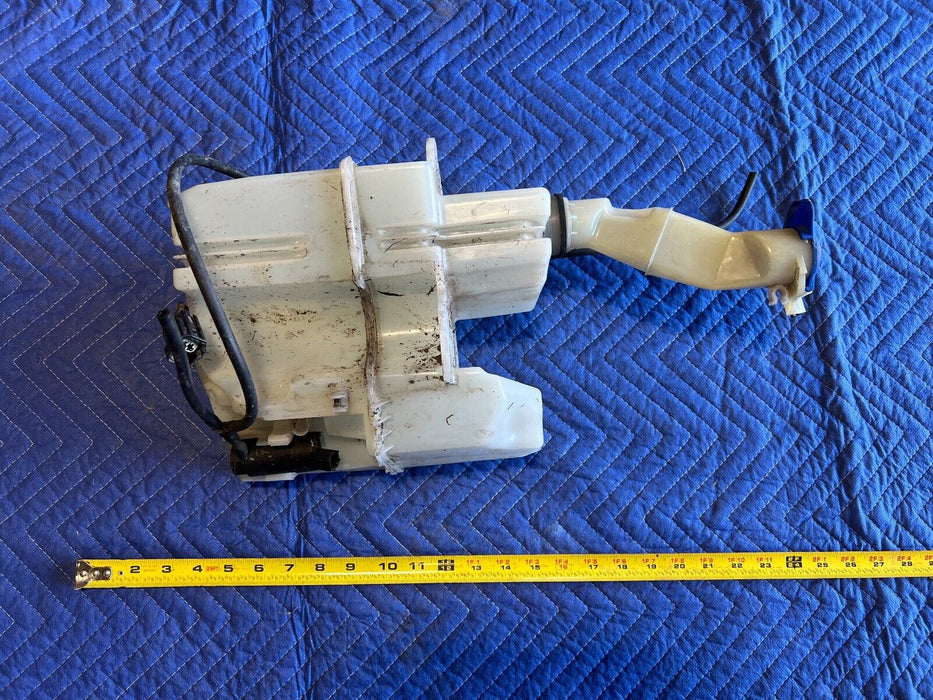 2005-2007 Volvo S60R V70R Windshield Wiper Fluid Tank Jug Reservoir OEM #1091EM