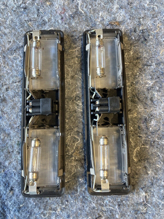 1986-1994 BMW 7 Series E32 Interior Light Pair Left Right Ceiling OEM #1056M