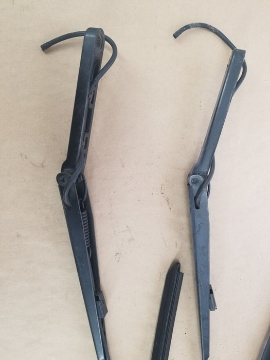 1999-2007 CHEVY 1500 SILVERADO SIERRA OEM WINDSHIELD WIPER ARM SET L R #837CN