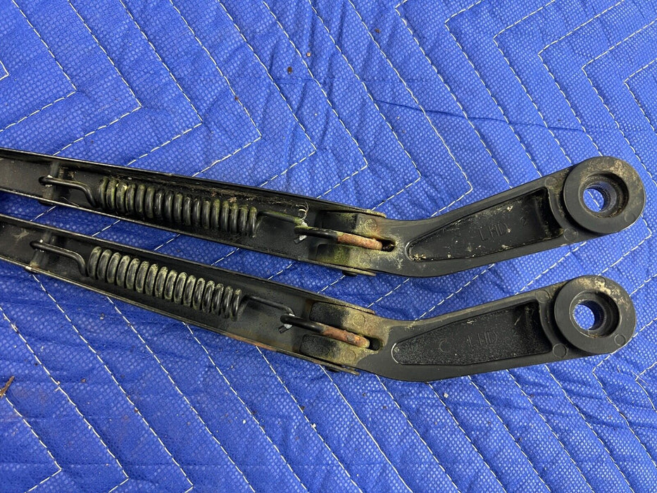 1998-2002 Isuzu Trooper LH & RH Windshield Wiper Arm Blade Pair Set OEM #944EM