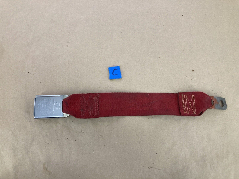 1976-1979 Cadillac Seville Rear Seat Belt Buckle Red Bench GM  OEM #1799M