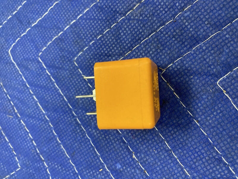 1984-1991 BMW 318i 325i E30 Orange 4 Prong Relay Unit 1375474 OEM #2686M