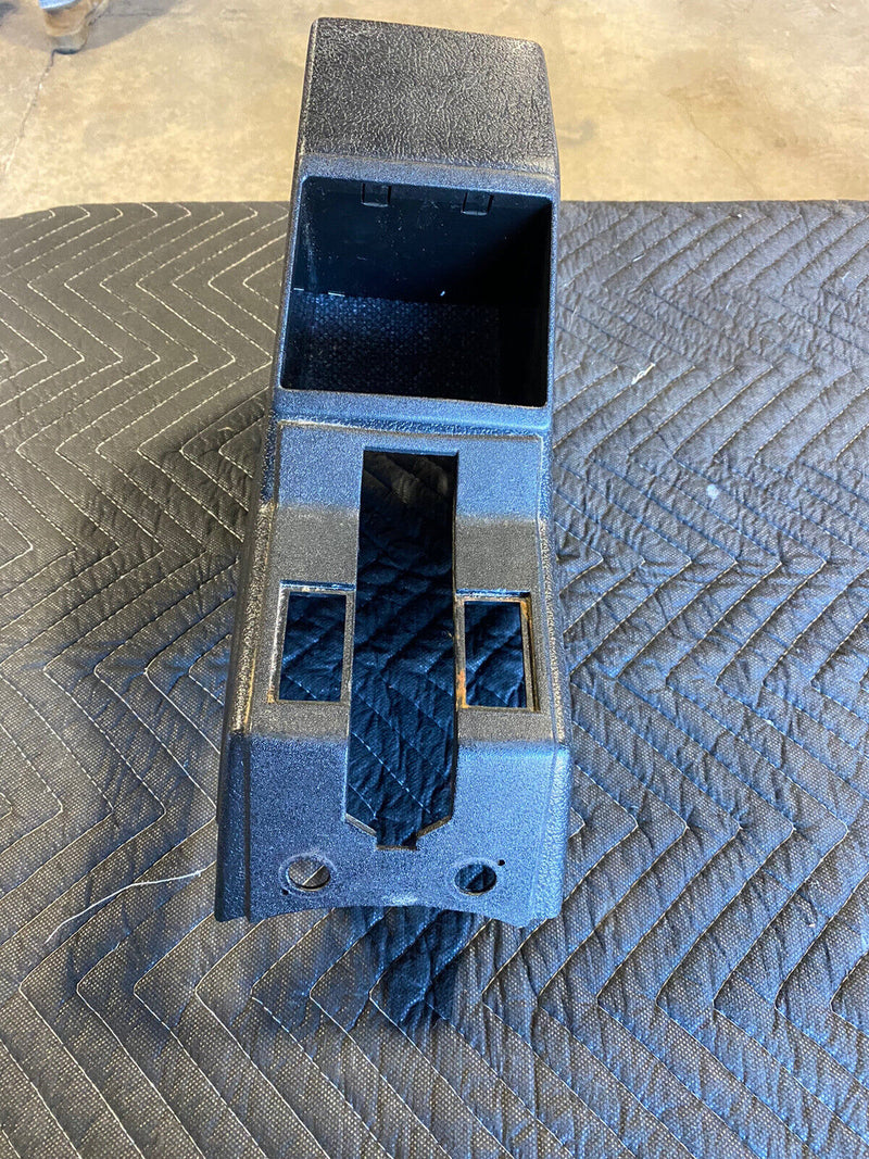 Volvo 240 Black Center Console w/Heated Seats & Power Mirrors & Ashtray #1755E