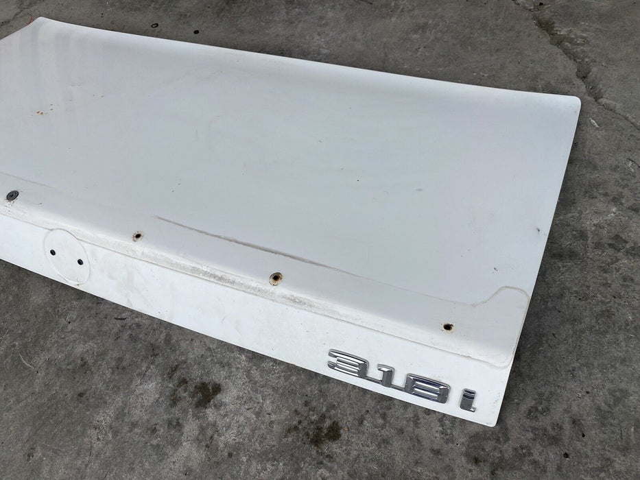 84-91 BMW Sedan 318i 325i 325ix E30 Rear Deck Lid Hatch Trunk Bonnet White #808E