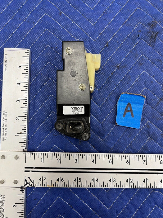 2005-2007 Volvo S60R V70R Fuel Gas Door Release Actuator 30612856 OEM #994EM