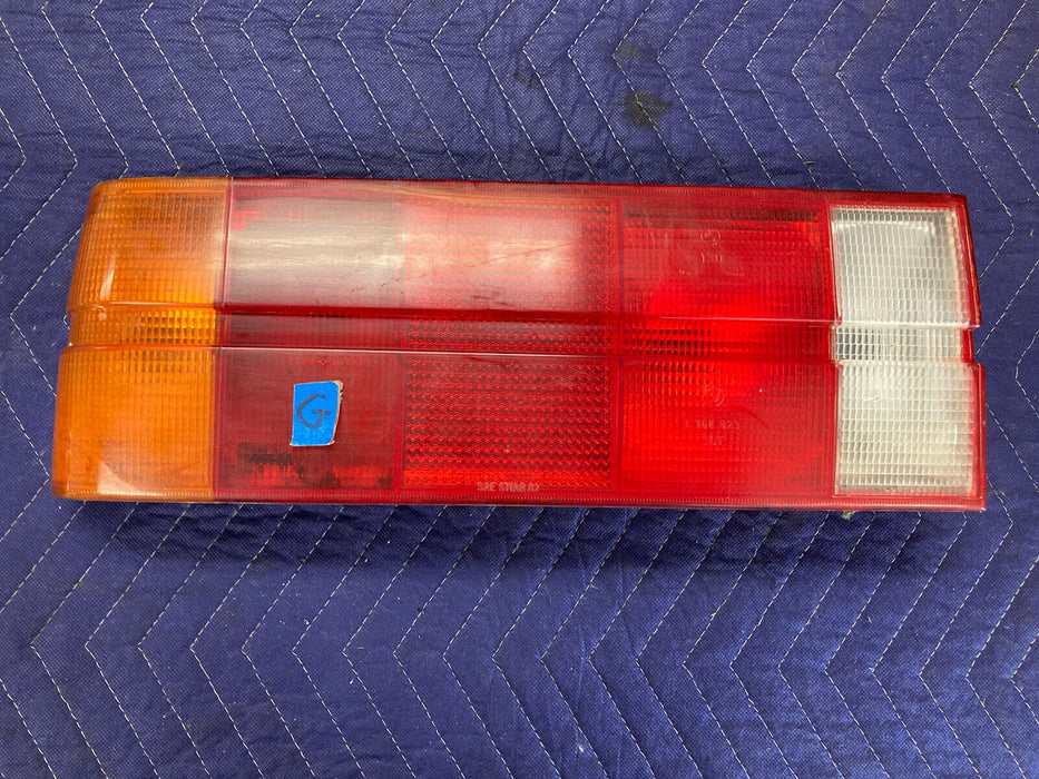 1982-1994 BMW E30 318i 325i Left Tail Light Housing Driver Side  1368823 #2484M