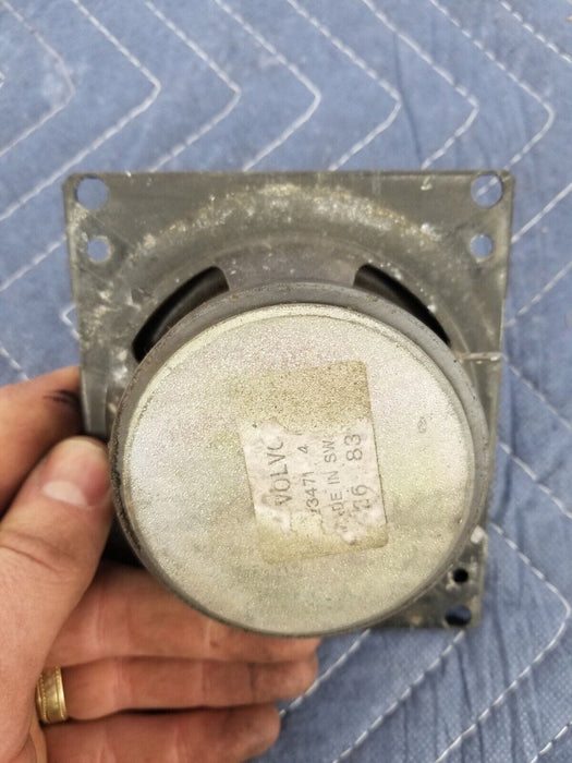 1982-1989 Volvo 240 244 244 Front Door Speaker Square Style OEM #2593E