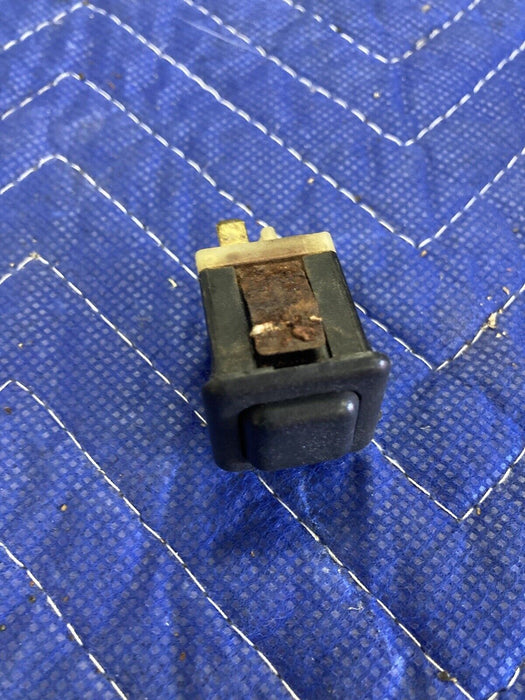 1984-1991 BMW 318i 325i E30 Power Window Lock Switch OEM #2701M