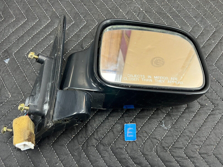 1998-2002 Isuzu Trooper Right Passenger RH Door Side Mirror Assembly OEM #906EM