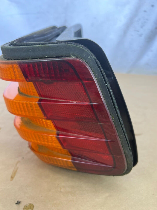 1979-1985 Mercedes 300SD W126 Right Rear Tail Light Assembly Lamp OEM #289EM