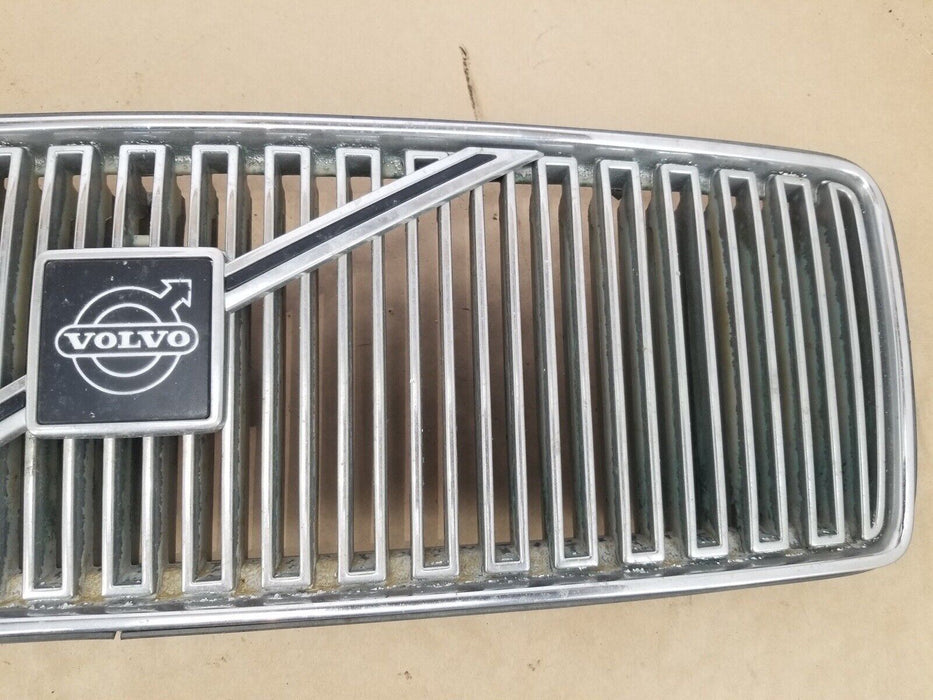 1992-1997 Volvo 850 850R Chrome Waterfall Grille w/Clips OEM #2853E