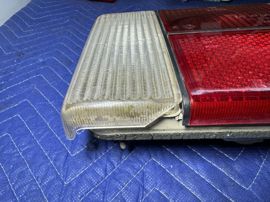 1979-1984 Volvo 240 242 244 Sedan 5 Panel Tail Light Right Rear Lamp OEM #3294E