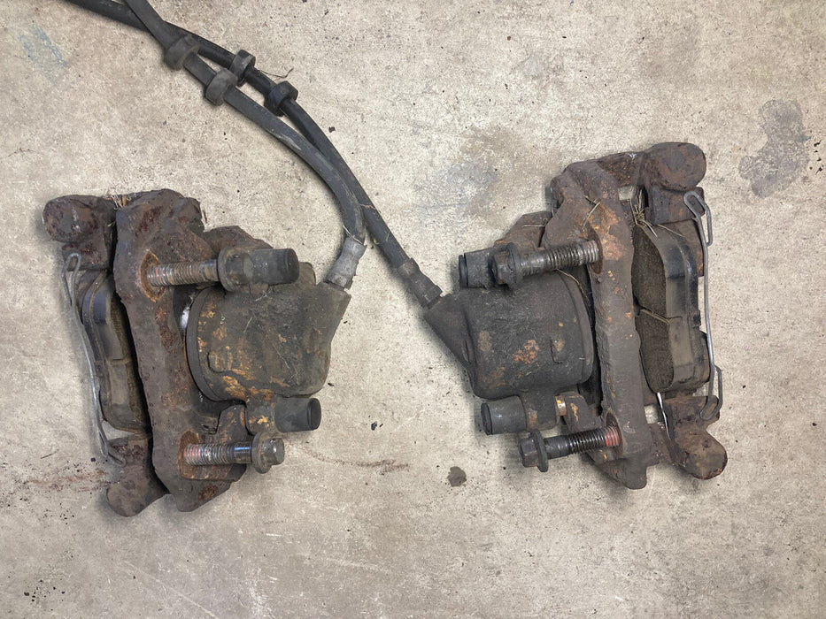 1992-1997 Volvo 850 GLT Front Calipers Pair Left Right Disk Brakes #629M