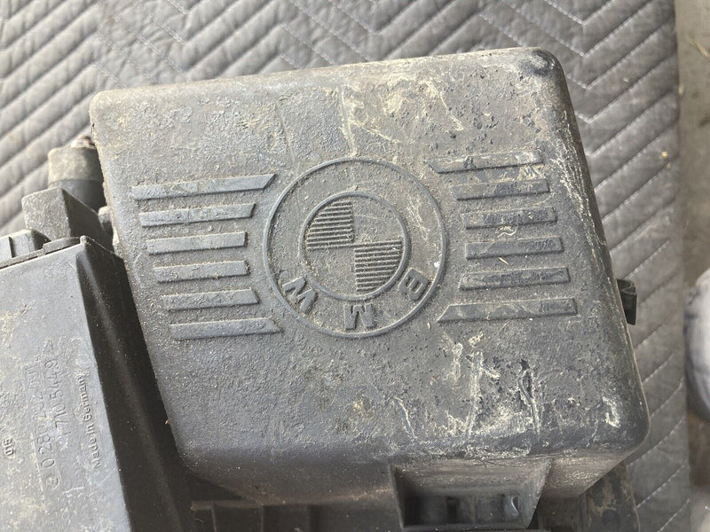 1982-1994 BMW E30 318i 325i 1707050 E28 M30 Air Filter Intake Box  OEM #2102M