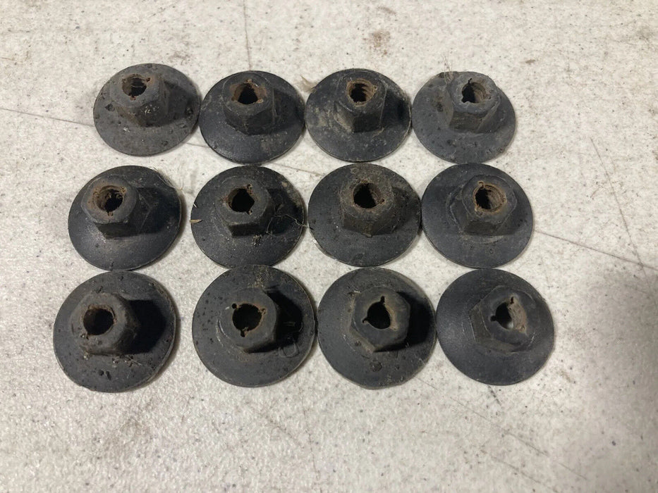 2005-2007 Volvo S60R S60 V70R Set Of 12 Inner Fender Flare Nuts OEM #1512M