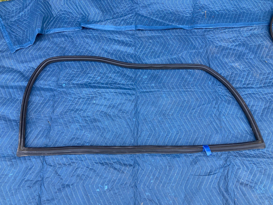 1982-1994 BMW E30 318i 325i Rear Window Gasket Seal Weatherstripping #2255M