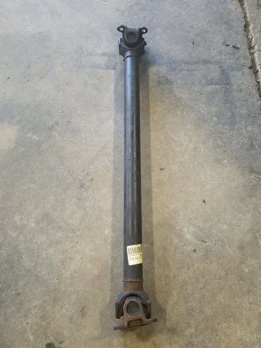 2001-2006 E46 BMW 330XI FRONT AWD DRIVE SHAFT All Wheel 5spd OEM #260CN