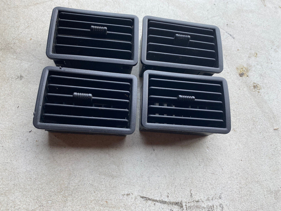 99-01 Isuzu Vehicross Front Dash HVAC Heat AC Vents Set Of 4 OEM #1685E