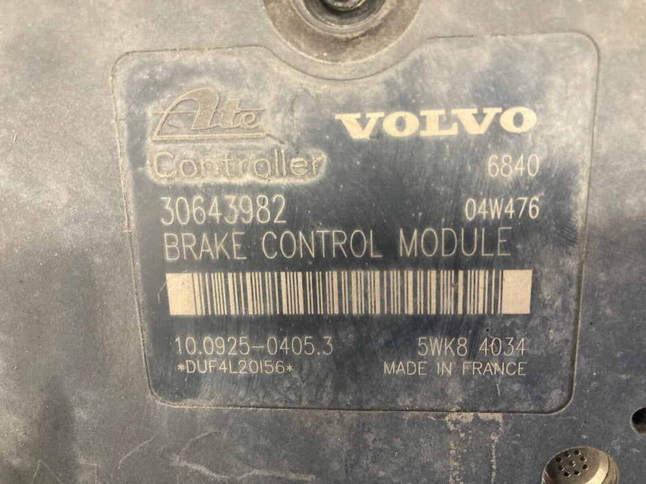 2005-2007 Volvo S60R S60 V70R ABS Brake Control Module Pump 30643982 OEM #1510M