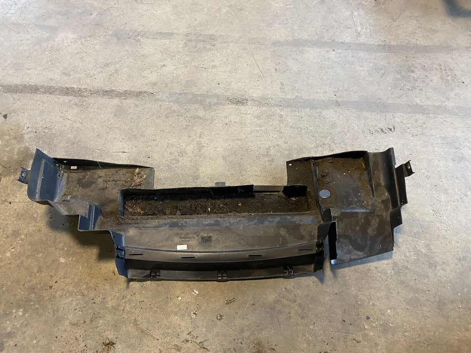 1998-2000 Volvo Undercar Shield-Splash GuardSkid Plate OEM 9190835 9190836 #435E