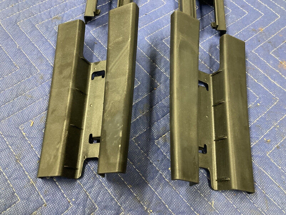 1998-2005 Land Rover Freelander Drivers Side Seat Track Cover Ends Cap #2999M