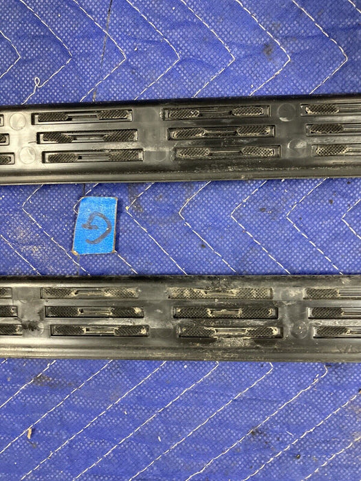 2004-2007 Volvo S60R V70R Door Sill Trim Left Right Sedan OEM #2889M