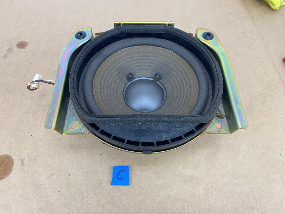 1997-2001 Lexus Toyota ES300 Factory OEM Pioneer Subwoofer 86160-33500 #2411E