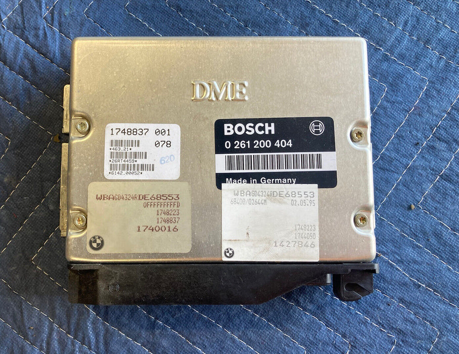 1986-1994 BMW 7 Series E32  0 621 200 404 Bosch ECU Computer Unit OEM #995M