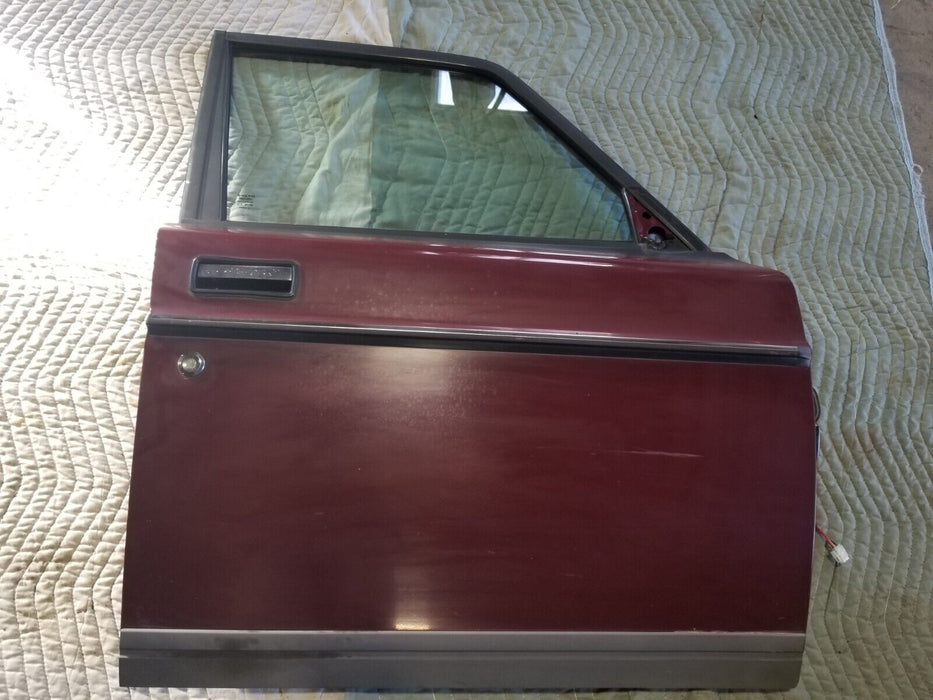 1986-1993 Volvo 244 Sedan Front Right Door w/Glass & Window Regulator #155AN