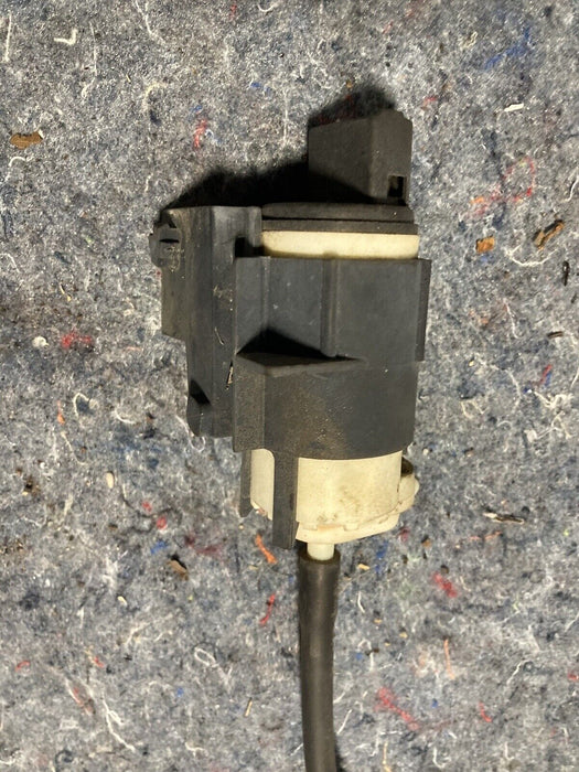 1992-1997 Volvo 850 GLT Rear Washer Pump Motor Washing Fluid 9151819 OEM #667M