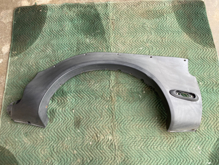 99-01 Rear Left Driver Side Quarter Panel Trim Cladding ISUZU VEHICROSS #637E