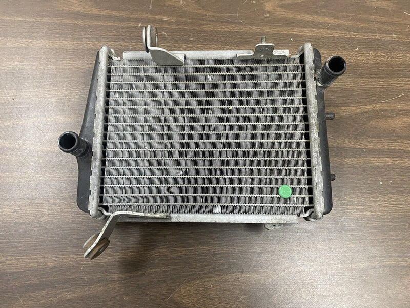 04-09 Audi S4 B7 4.2L V8 Passenger Radiator Aux Coolant 8E0121212J OEM #256EM