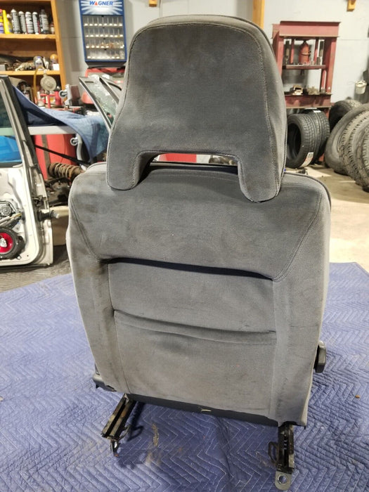 1998-2000 Volvo V70 V70R Wagon OEM Front Driver Seat Grey Manual #367AN