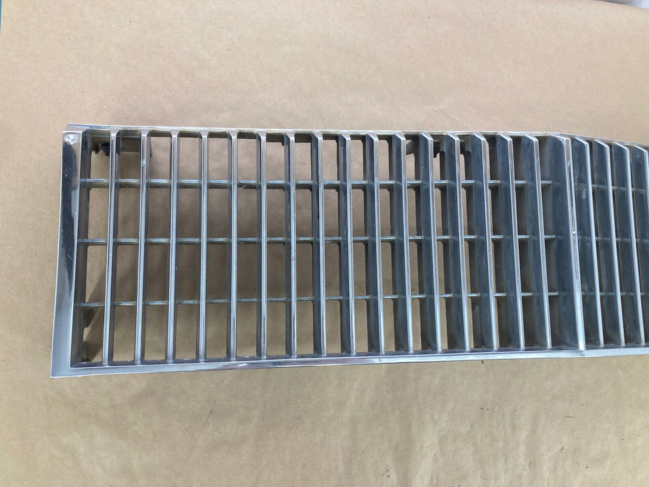 1976-1979 Cadillac Seville Front Grille Chrome 1977 1978 GM OEM #1844M