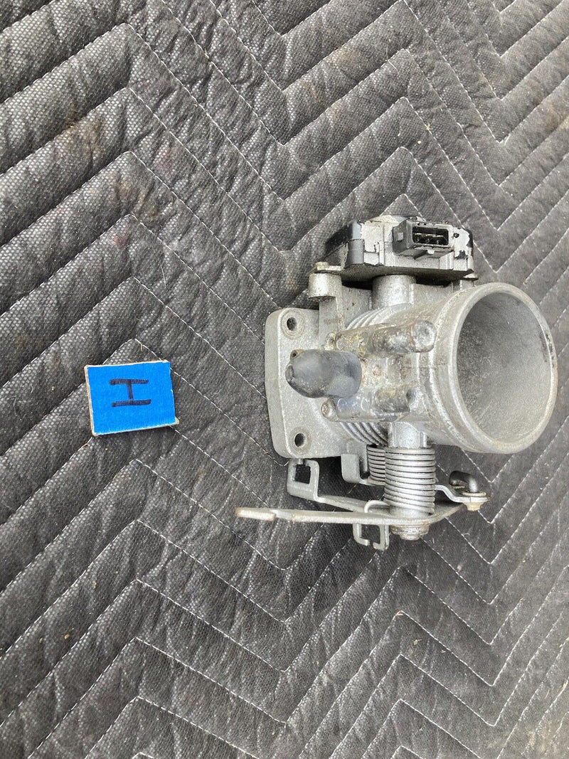1982-1994 BMW E30 318i 325i 1285330 Throttle Body Intake Bosch OEM #2123M