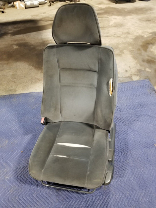 1998- 2000 Volvo V70 V70R Wagon oem Front Driver Seat Grey non-power #367AN