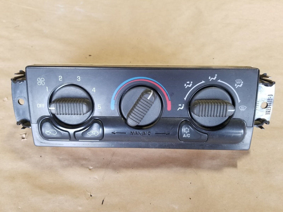 1999-2007 CHEVY 1500 SILVERADO SIERRA OEM CLIMATE CONTROL ASSEMBLY #834CN