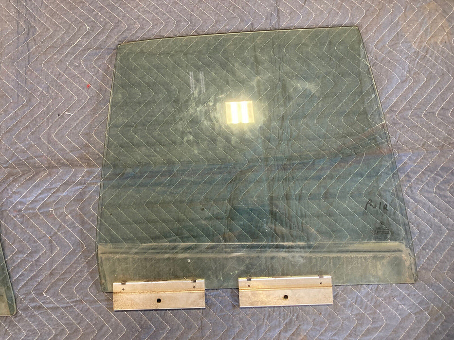 1988-1996 BMW E34 5 Series 525i 535i Right Rear Window Glass PassengerOEM #1920M