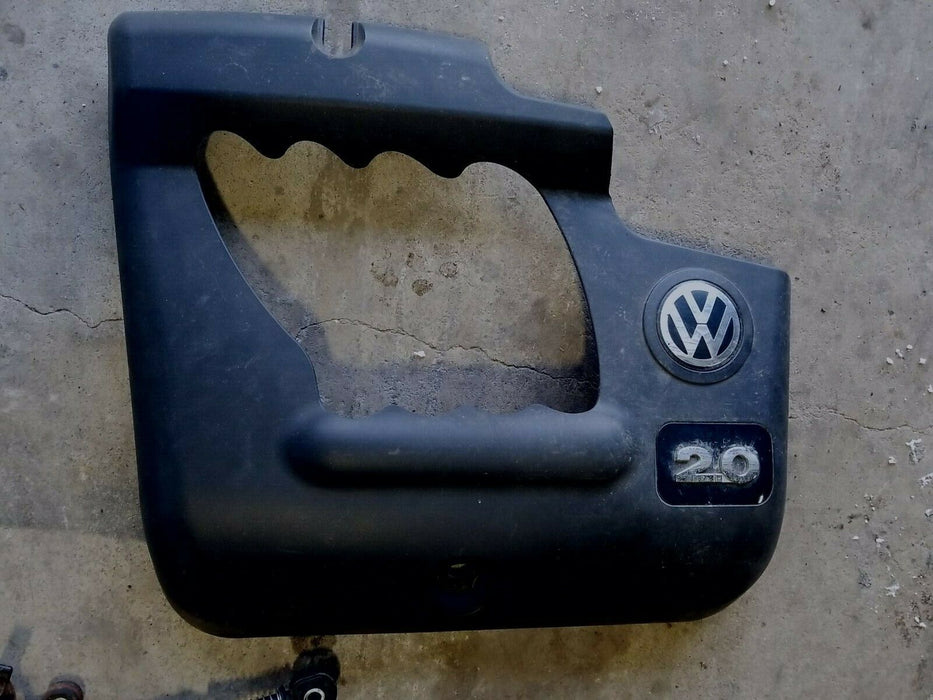 2001-2005 VW Jetta 2.0L 01-05 Manual ENGINE COVER SHROUD 06A103925 #140CN