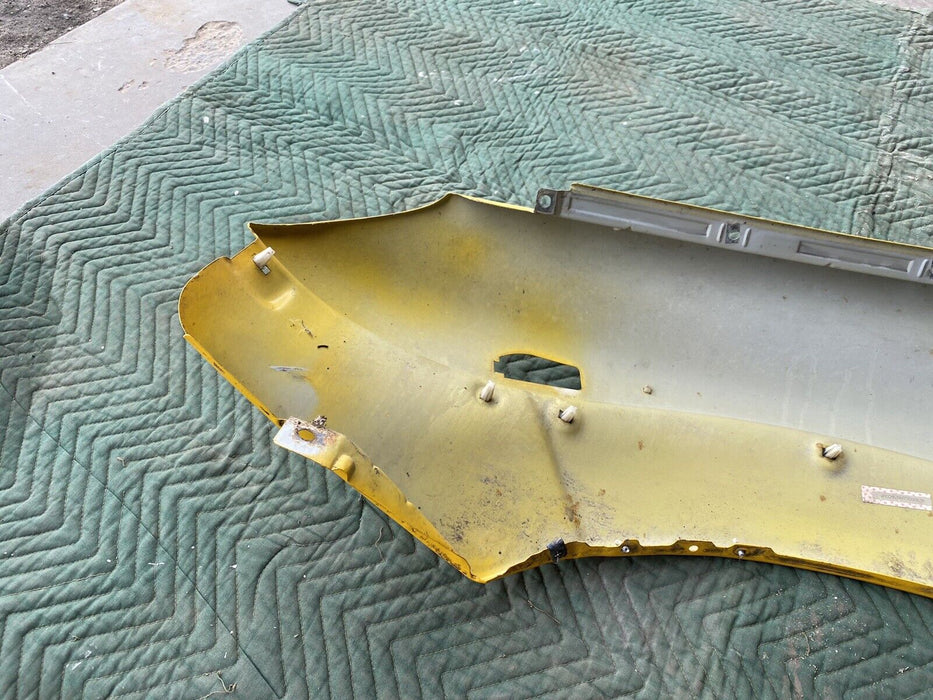 99-01 OEM Right Front Fender Passenger Side Yellow ISUZU VEHICROSS #616E