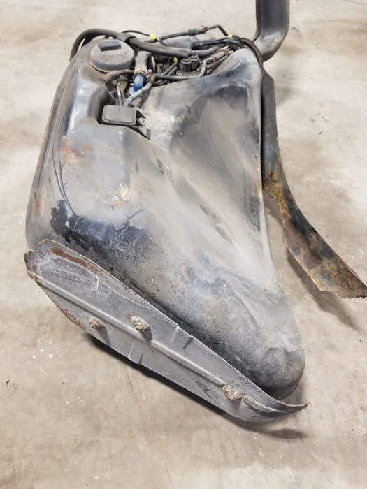 1998-2000 Volvo V70 V70R Wagon OEM Fuel Gas Tank Petrol + Filler Neck #320AN