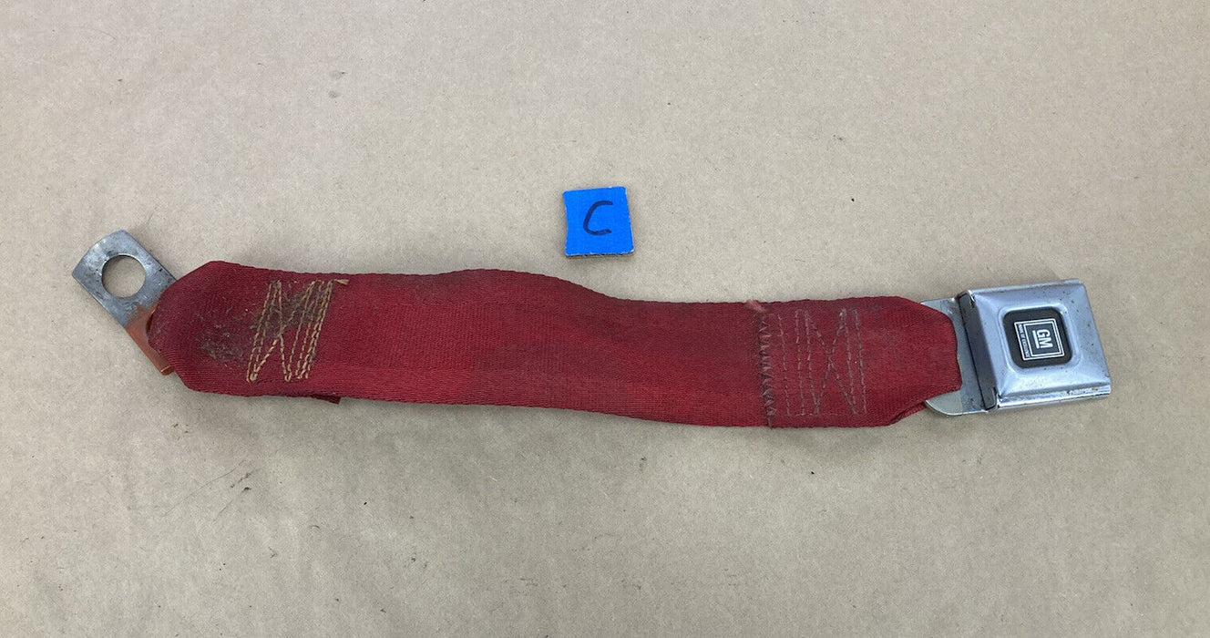 1976-1979 Cadillac Seville Rear Seat Belt Buckle Red Bench GM  OEM #1800M