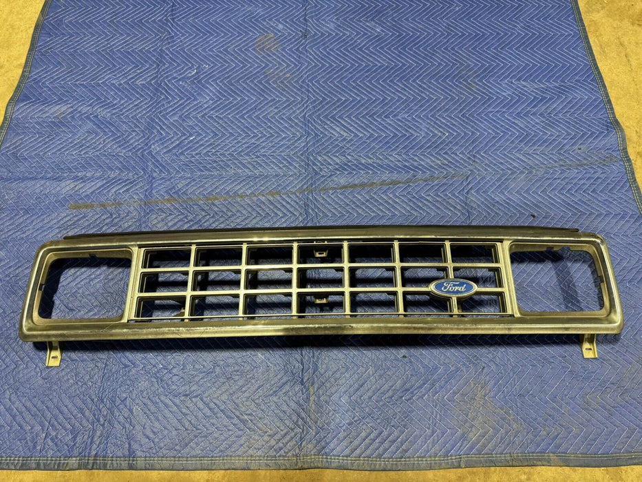 1983-1988 Ford Ranger Bronco II Chrome Grille Complete OEM #3173E