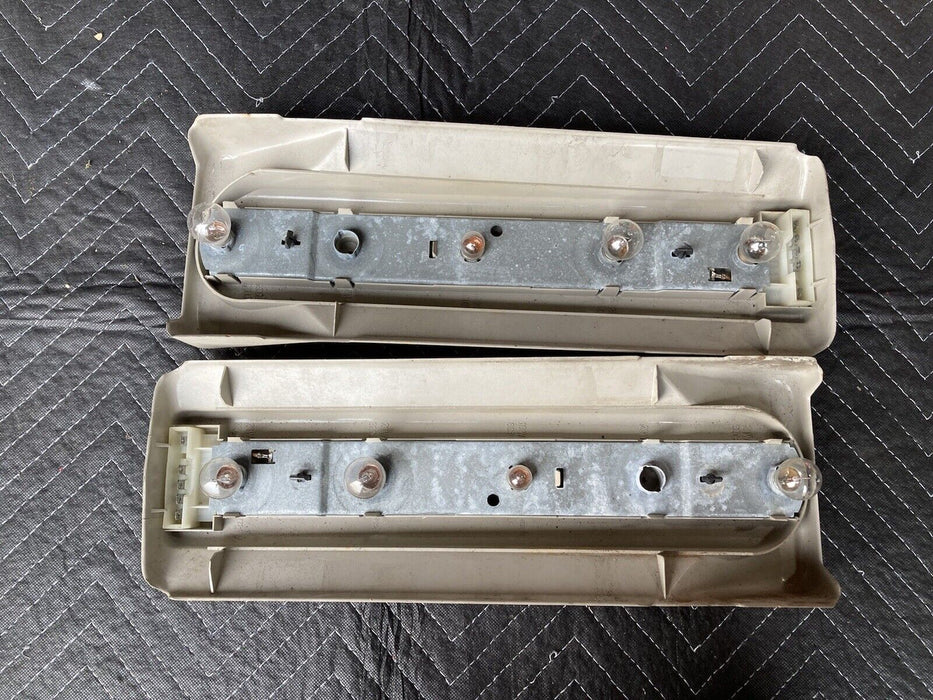 1982-1994 BMW E30 318i 325i 2 Rear Light Bulb Holder Trunk Panel Pair #2249M