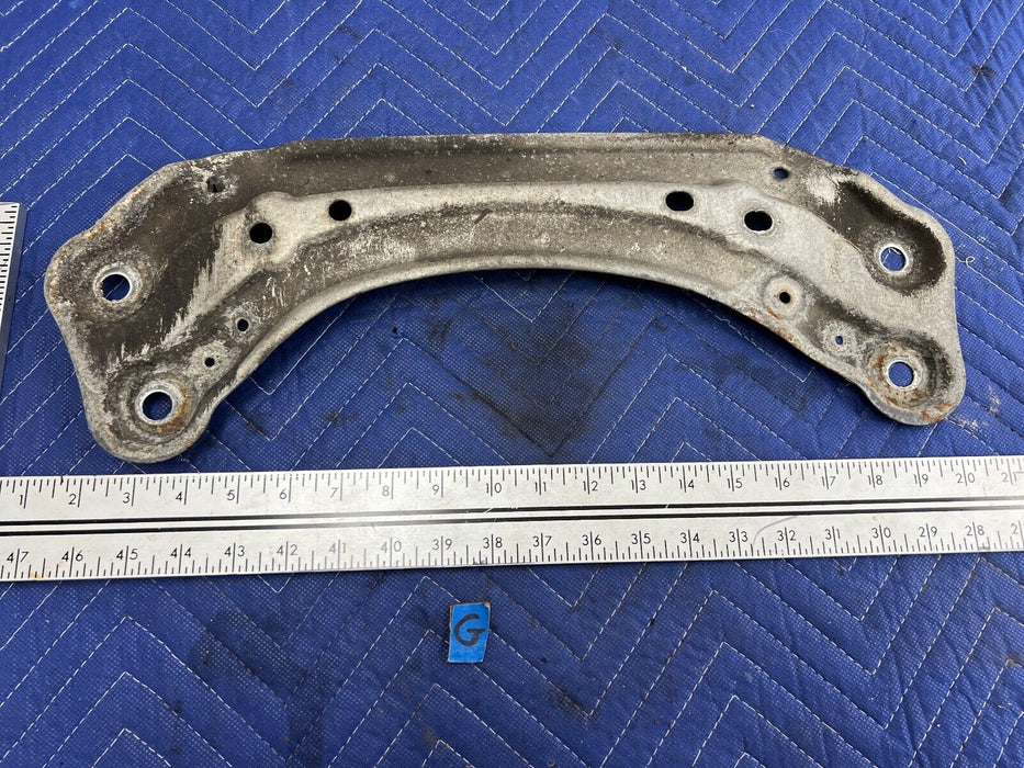 2005-2007 Volvo S60R V70R Center Tunnel Chassis Brace Bracket OEM #1103EM