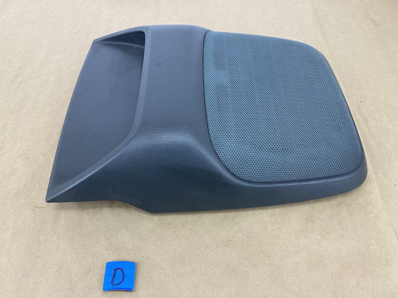 1997-2001 Lexus ES300 Gray Rear 3rd Third Brake Light & Speaker Cover OEM #2362E